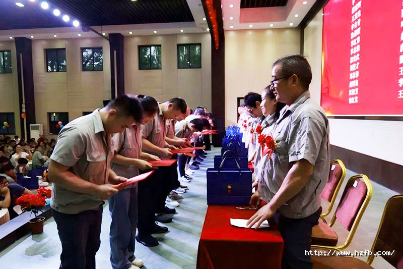 1726644868388691bzR7.jpg 1.jpg